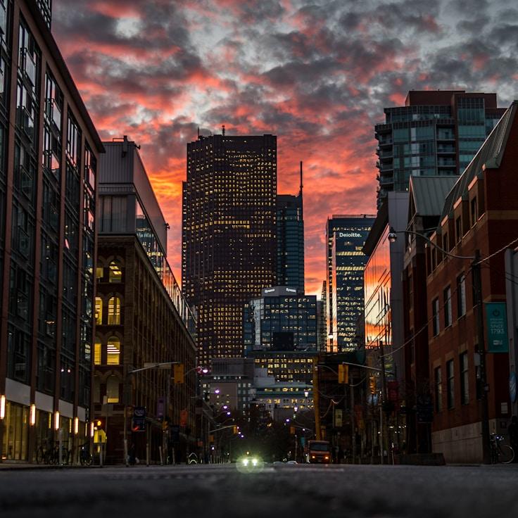 Parents evaluating schools in Italy